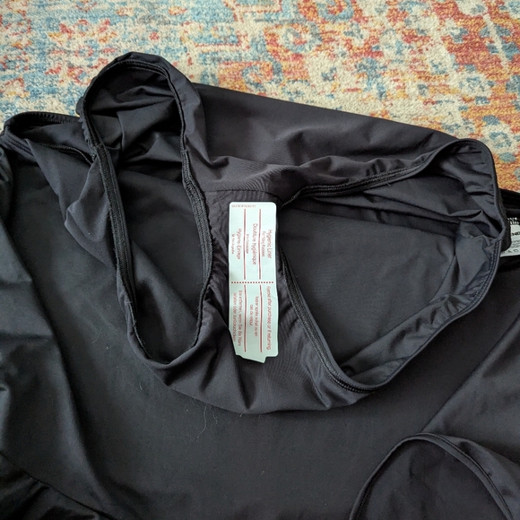 NEW Lands End Plus Size 20W Ruffle Hem Mini Swim Skirt Black Built in Liner NWT - Picture 4 of 10